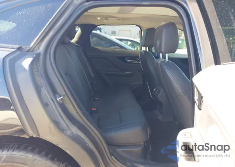 2019 Jaguar F-Pace 25T Premium z USA, uszkodzony, nr VIN SADCJ2FX7KA392292